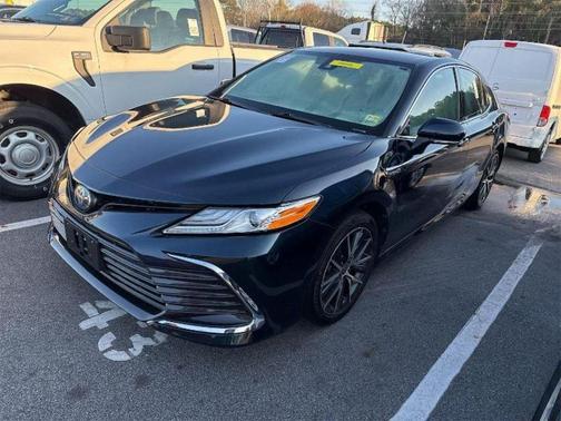 2021 Toyota Camry Hybrid XLE