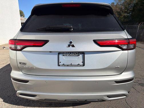 Alloy Silver Metallic 2022 Mitsubishi Outlander SE S-AWC