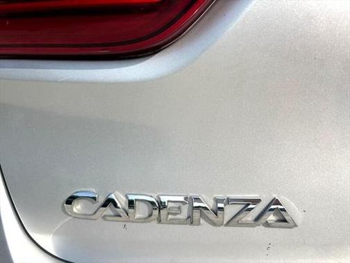 2017 Kia Cadenza Premium
