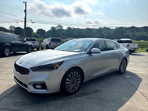 2017 Kia Cadenza Premium