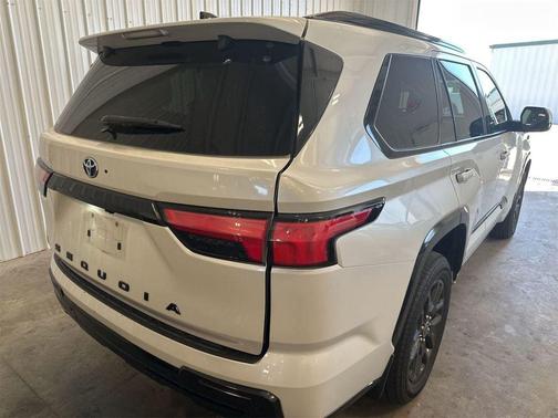 Wind Chill Pearl 2023 Toyota Sequoia Platinum