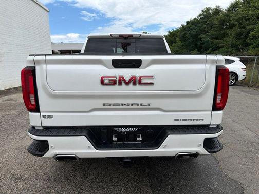 White Frost Tricoat 2020 GMC Sierra 1500 Denali