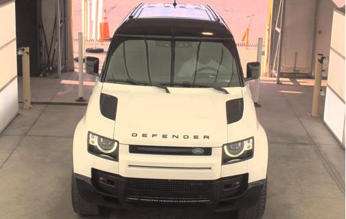 Fuji White 2023 Land Rover Defender 110 X-Dynamic SE