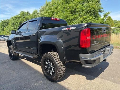 Black 2022 Chevrolet Colorado WT