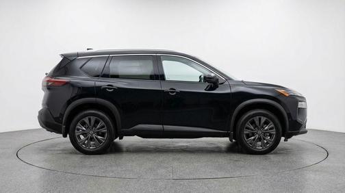 Super Black 2025 Nissan Rogue SV