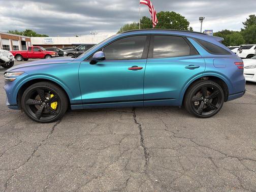 Mauna Red 2022 Genesis GV70 3.5T AWD Sport