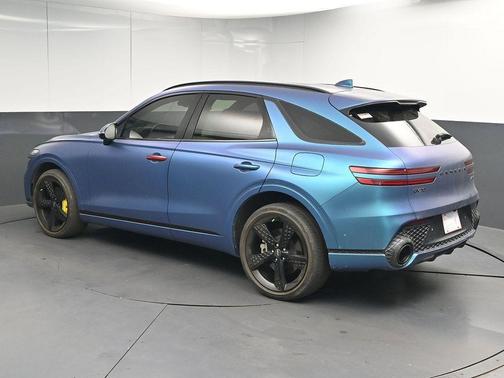 Mauna Red 2022 Genesis GV70 3.5T AWD Sport
