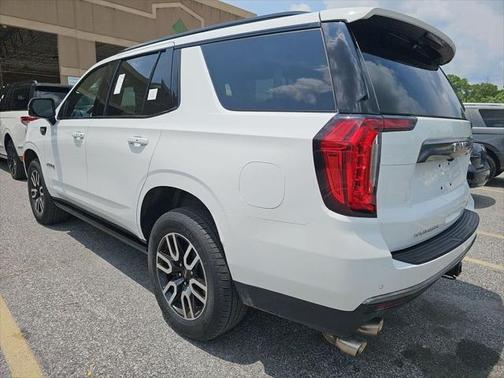 2023 GMC Yukon 4WD AT4