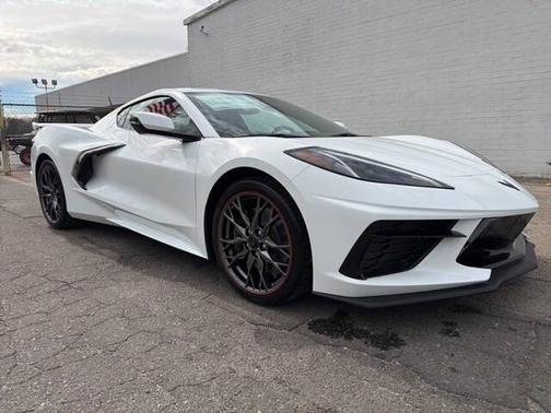 2026 Chevrolet Corvette Stingray w/1LT