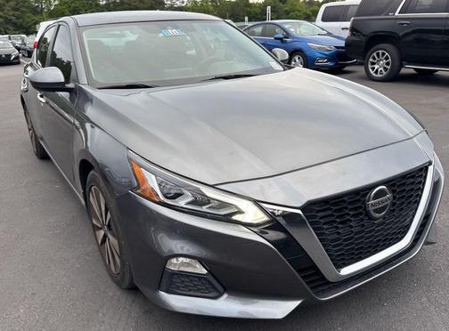 Gun Metallic 2022 Nissan Altima 2.5 SV