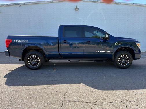 Deep Blue Pearl 2018 Nissan Titan XD PRO-4X