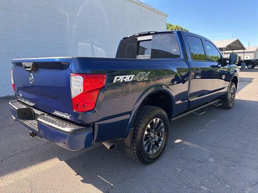Deep Blue Pearl 2018 Nissan Titan XD PRO-4X