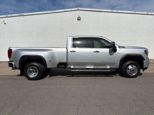 Quicksilver Metallic 2023 GMC Sierra 3500 Denali