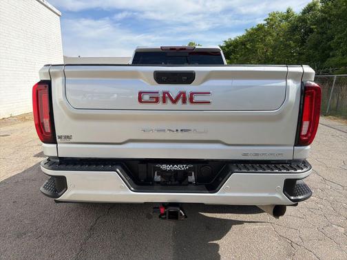 Quicksilver Metallic 2023 GMC Sierra 3500 Denali