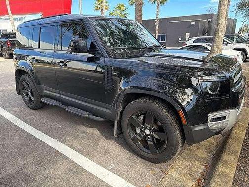 Santorini Black Metallic 2025 Land Rover Defender 110 P400 S