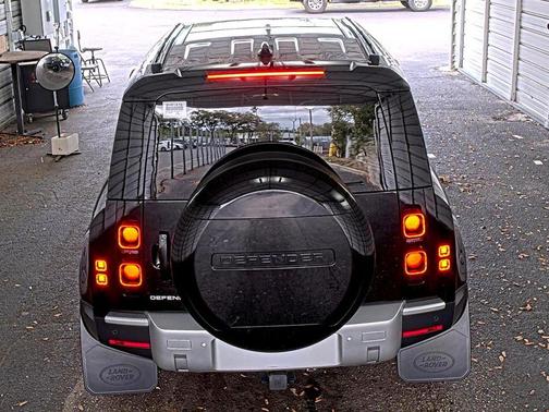 Santorini Black Metallic 2025 Land Rover Defender 110 P400 S