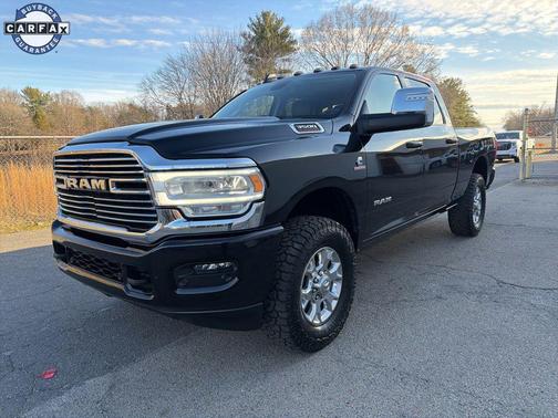 2024 RAM 3500 Laramie Crew Cab 4x4 6'4' Box