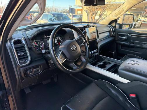 2024 RAM 3500 Laramie Crew Cab 4x4 6'4' Box