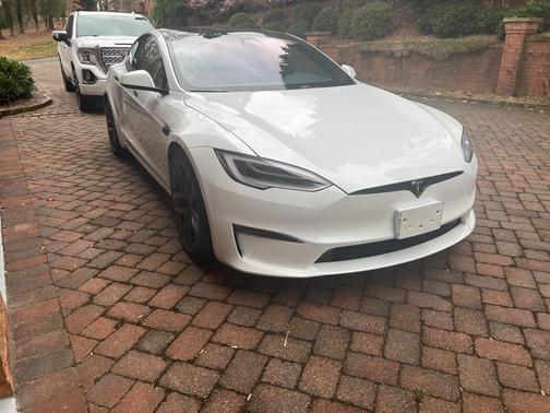 Photo 5 of 10 of 2022 Tesla Model S Plaid