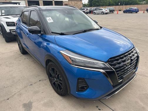Electric Blue Metallic/Super Black 2023 Nissan Kicks SR