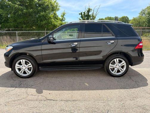 Black 2013 Mercedes-Benz M-Class ML 350 BlueTEC 4MATIC