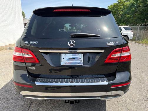 Black 2013 Mercedes-Benz M-Class ML 350 BlueTEC 4MATIC