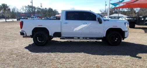 Summit White 2024 GMC Sierra 2500 Denali