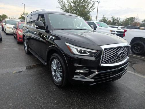 2021 INFINITI QX80 Luxe
