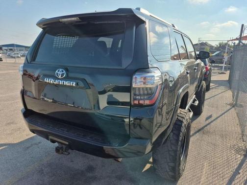 2017 Toyota 4Runner SR5