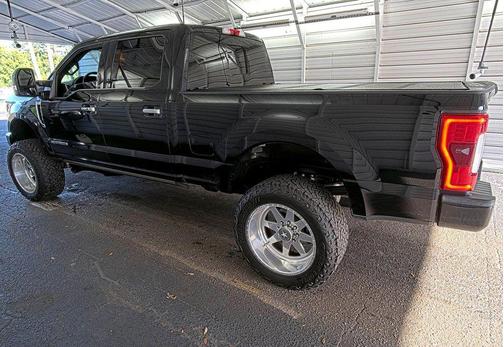 Shadow Black 2017 Ford F-350 Platinum