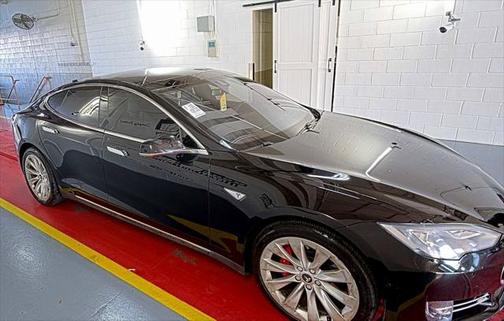 2014 Tesla Model S P85D