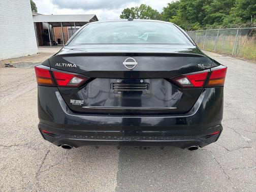 Super Black Clearcoat 2023 Nissan Altima 2.5 SL