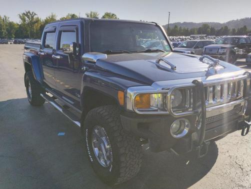 2009 Hummer H3T Luxury Edition