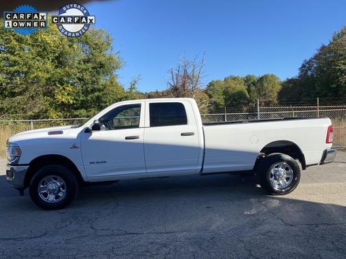 2022 RAM 2500 Tradesman Crew Cab 4x4 8' Box