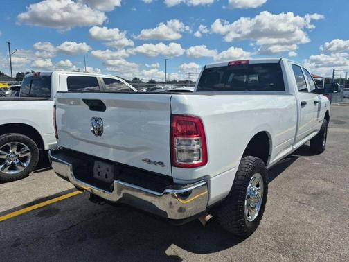 2022 RAM 2500 Tradesman Crew Cab 4x4 8' Box