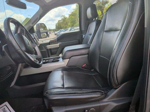 Magnetic Metallic 2018 Ford F-350 Lariat