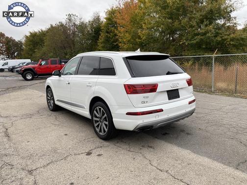 2019 Audi Q7 55 Premium Plus