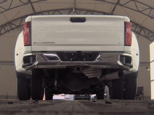 Summit White 2024 Chevrolet Silverado 3500 LT