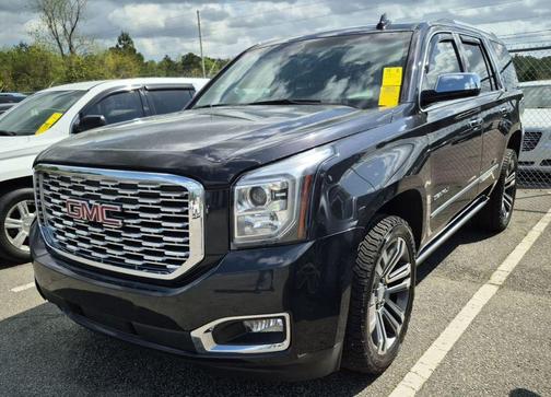 Carbon Black Metallic 2020 GMC Yukon Denali