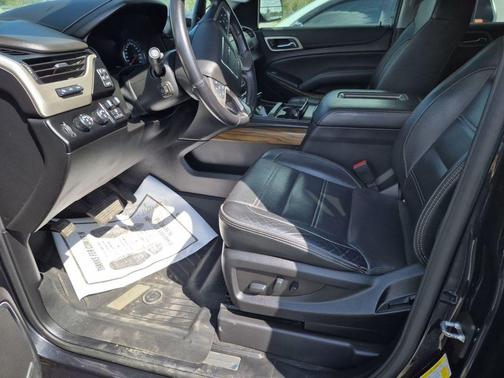 Carbon Black Metallic 2020 GMC Yukon Denali