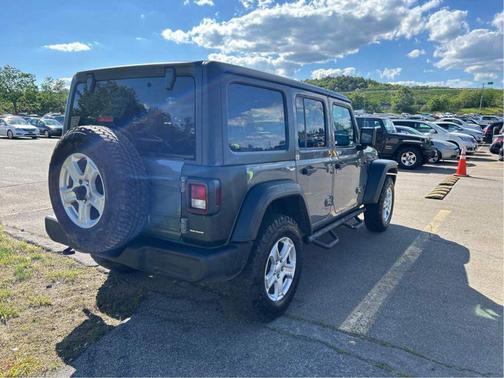 Sting-Gray Clearcoat 2022 Jeep Wrangler Unlimited Sport