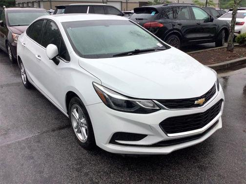 Summit White 2017 Chevrolet Cruze LT