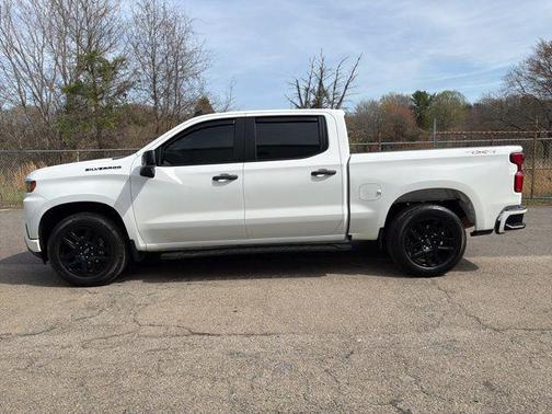 2022 Chevrolet Silverado 1500 Custom Trail Boss