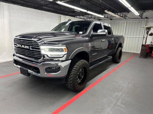 2021 RAM 2500 Laramie Crew Cab 4x4 6'4' Box