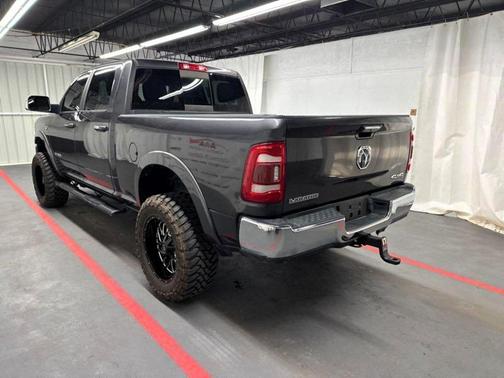 2021 RAM 2500 Laramie Crew Cab 4x4 6'4' Box