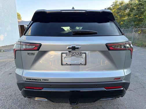 Sterling Gray Metallic 2027 Chevrolet Equinox RS