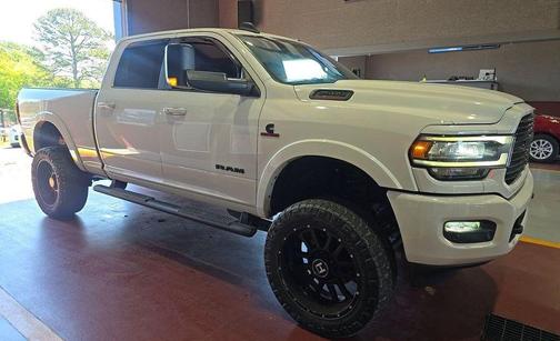 Bright White Clearcoat 2019 RAM 2500 Laramie Crew Cab 4x4 6'4' Box