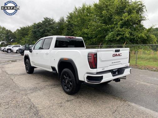 2025 GMC Sierra 2500 AT4