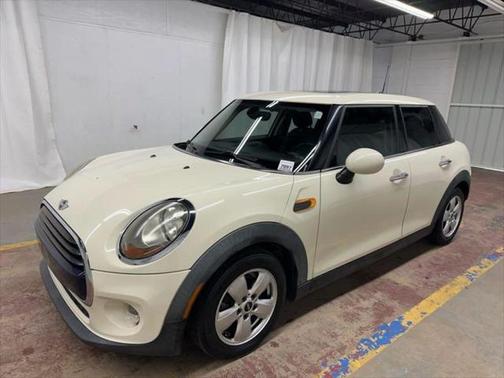 2016 MINI Hardtop Cooper
