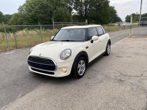2016 MINI Hardtop Cooper